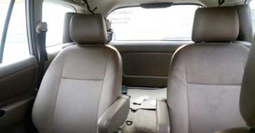 6 seater innova taxi hire delhi